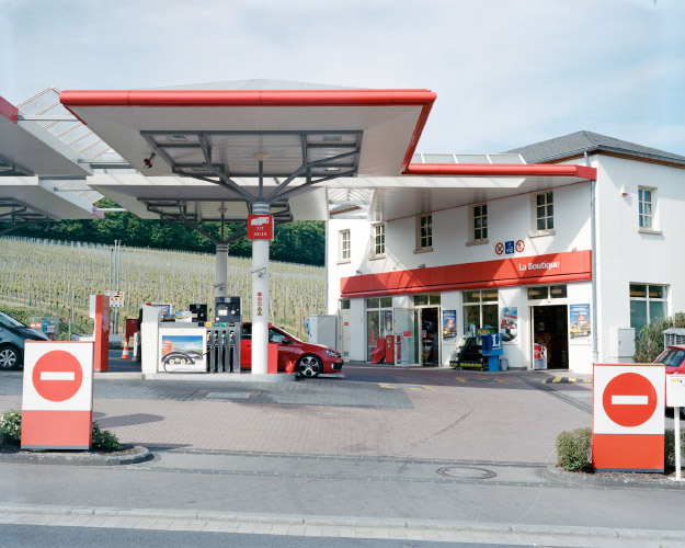 http://arnopaul.net/files/gimgs/16_arnopaul-3f2014-08.jpg