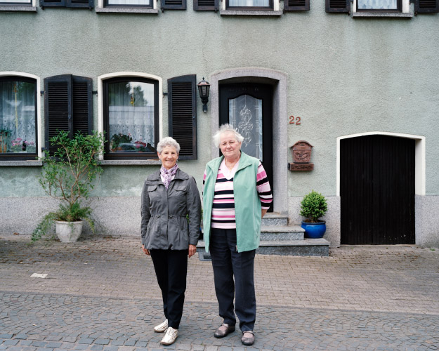 http://arnopaul.net/files/gimgs/16_arnopaul-3f2014-17.jpg