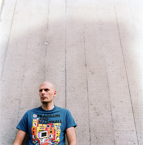 http://arnopaul.net/files/gimgs/3_arnopaulkhenaton.jpg